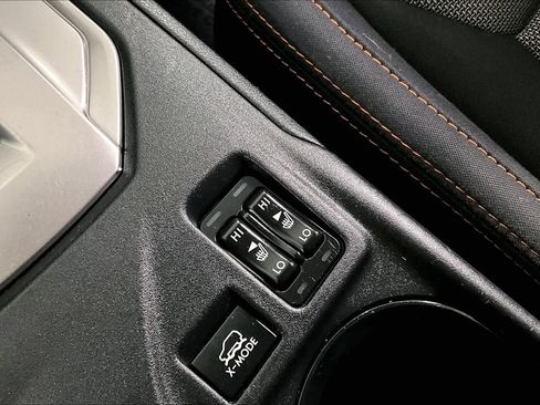 Used 2019 Subaru Crosstrek 2.0i Premium image 34