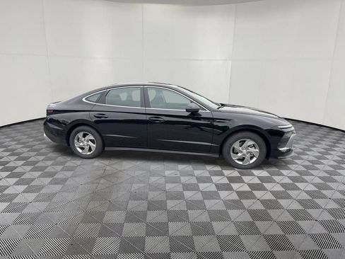 Used 2026 Hyundai Sonata SE FWD image 24