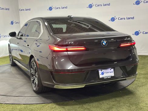 Used 2024 BMW i7 xDrive60 w/ Executive Package image 6