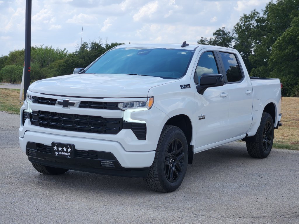 New 2026 Chevrolet Silverado 1500 RST AWD/4WD image 2