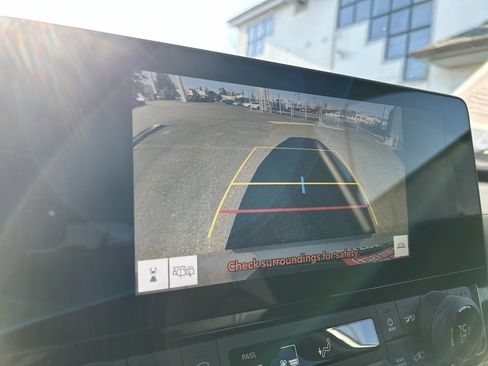 Certified 2025 Toyota Grand Highlander XLE image 24