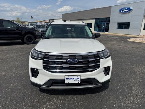New 2026 Ford Explorer Active w/ Active Comfort Package AWD/4WD image 10