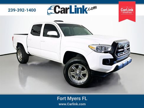 Used 2018 Toyota Tacoma SR image 1