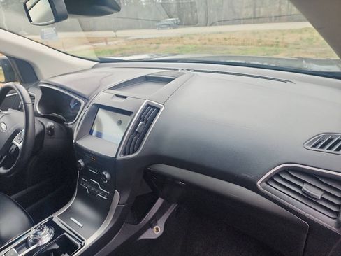 Used 2020 Ford Edge SEL FWD image 21