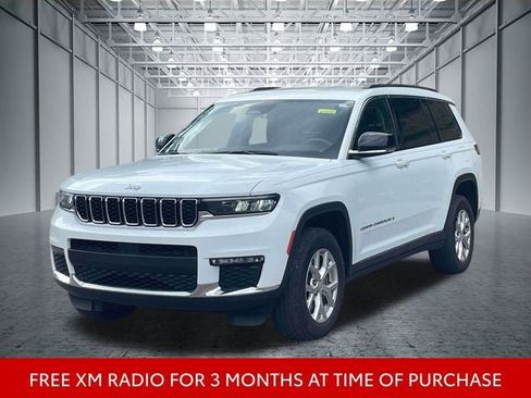 Used 2023 Jeep Grand Cherokee L Limited AWD/4WD image 4