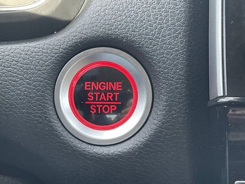 Used 2019 Honda CR-V EX-L image 32