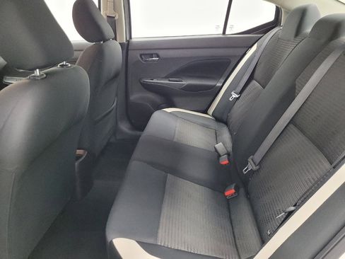 Used 2021 Nissan Versa SV FWD image 18