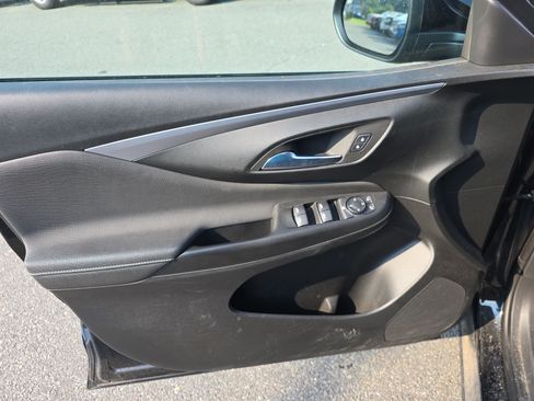 Used 2024 Buick Envista Preferred FWD image 16