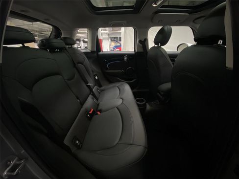 Certified 2023 MINI Cooper 4-Door Hardtop image 29