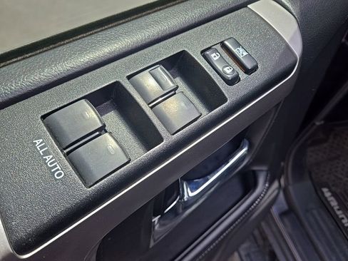 Used 2019 Toyota 4Runner SR5 Premium w/ Wilderness Package AWD/4WD image 16