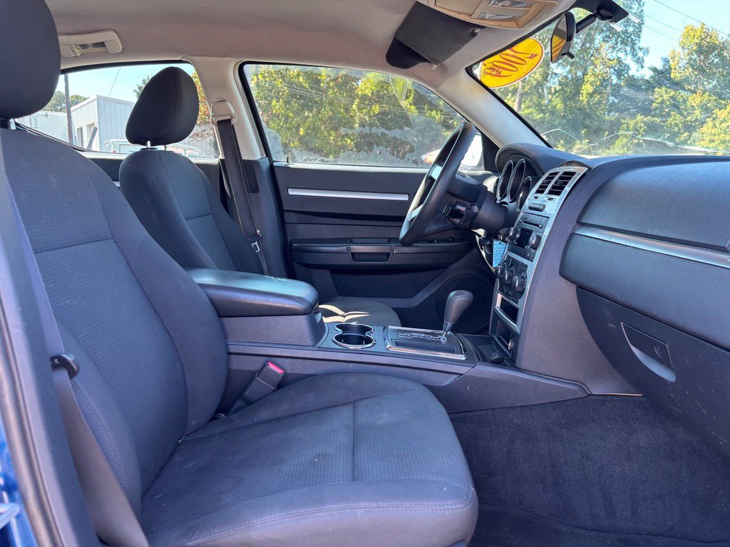 Used 2009 Dodge Charger SXT RWD image 28