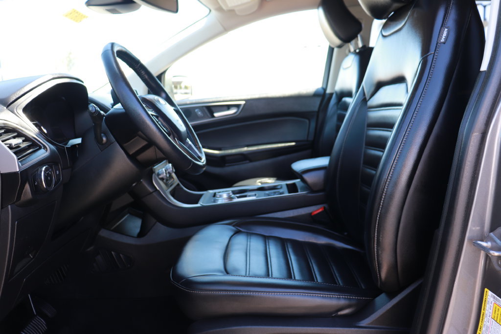 Used 2024 Ford Edge SEL AWD/4WD image 12