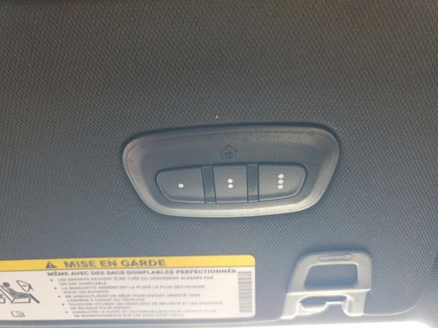 Used 2024 Jeep Grand Cherokee Limited image 25