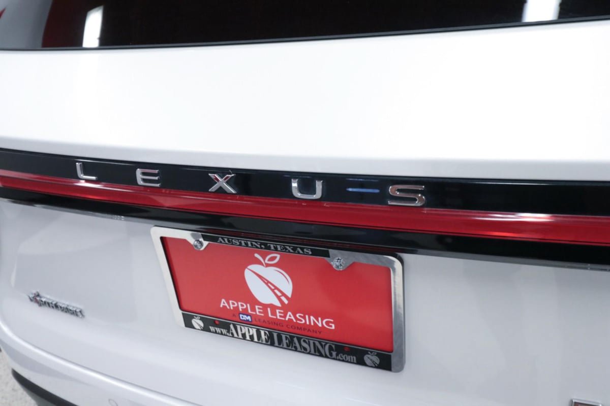 Used 2024 Lexus RX 350 Premium w/ Cold Area Package FWD image 33