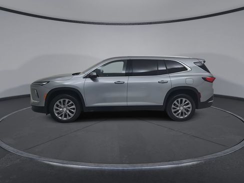 Used 2025 Buick Enclave Preferred FWD image 9