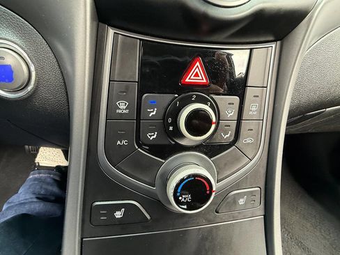 Used 2014 Hyundai Elantra Base 2dr Coupe w/ Option Group 2 image 29