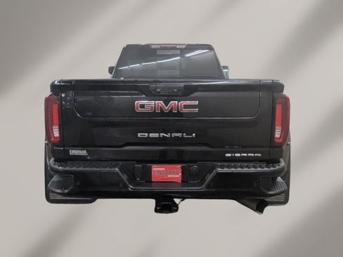 Used 2022 GMC Sierra 3500 Denali AWD/4WD image 26