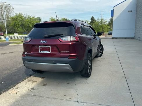 Used 2019 Jeep Cherokee Limited FWD image 11