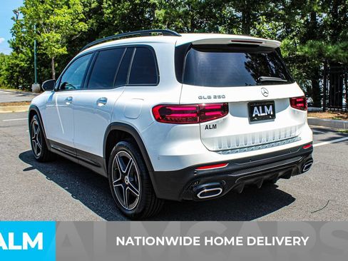 Used 2024 Mercedes-Benz GLB 250 image 4