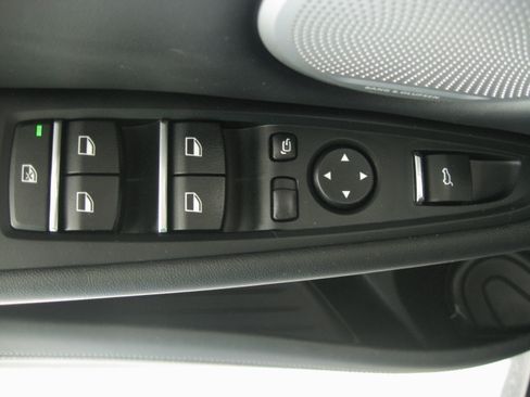 Used 2018 BMW X5 M AWD/4WD image 13