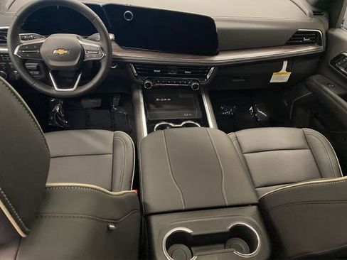 New 2026 Chevrolet Tahoe Premier w/ Sun And Tow Package AWD/4WD image 17