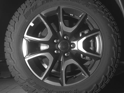 Used 2025 Jeep Compass Trailhawk AWD/4WD image 13