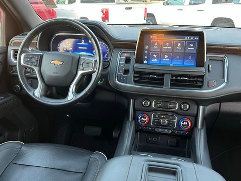 Used 2022 Chevrolet Tahoe Premier AWD/4WD image 24