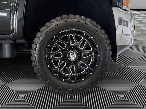 Used 2015 Chevrolet Silverado 2500 LTZ w/ Duramax Plus Package AWD/4WD image 9