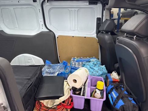 Used 2023 Ford Transit Connect XL image 18