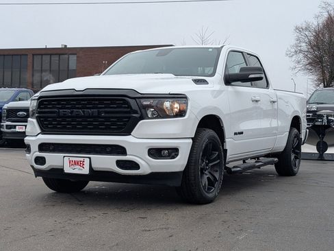 Used 2022 RAM 1500 Big Horn w/ Night Edition AWD/4WD image 7