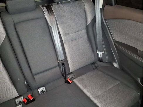 Used 2021 Nissan Rogue SV image 17