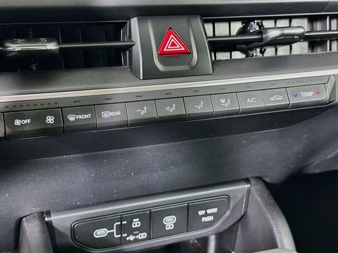 Used 2025 Kia K4 FWD image 23