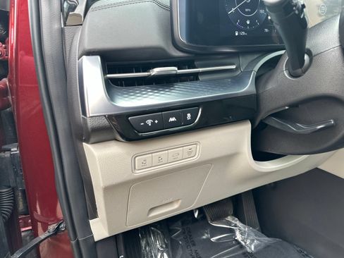 Used 2024 Kia Carnival SX Prestige FWD image 13
