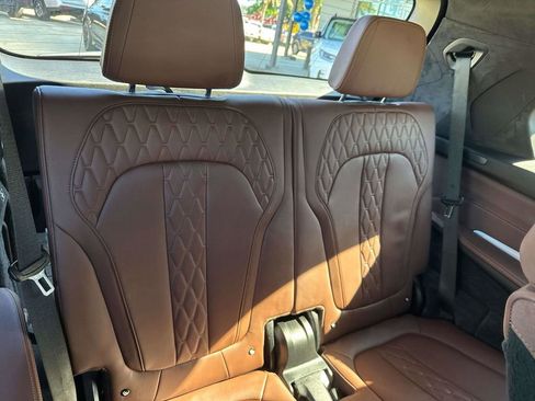 Used 2024 BMW X7 M60i w/ Executive Package image 10