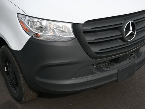 Used 2025 Mercedes-Benz Sprinter 2500 image 30