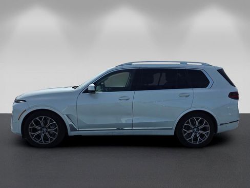 Certified 2024 BMW X7 xDrive40i AWD/4WD image 7