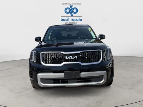 Used 2023 Kia Telluride LX AWD/4WD image 8