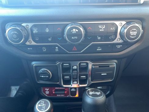 New 2026 Jeep Wrangler Unlimited Sport image 34