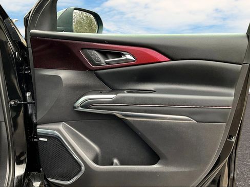 Used 2025 Chevrolet Traverse RS w/ LPO, Floor Liner Package image 20