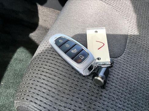 Used 2021 Hyundai Santa Fe SEL FWD image 14