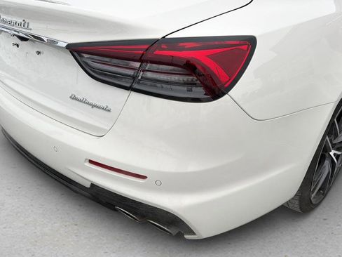 Certified 2023 Maserati Quattroporte Modena Q4 image 11