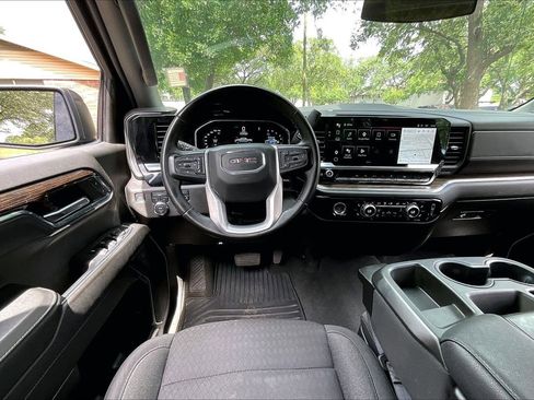 Used 2023 GMC Sierra 1500 Elevation AWD/4WD image 8