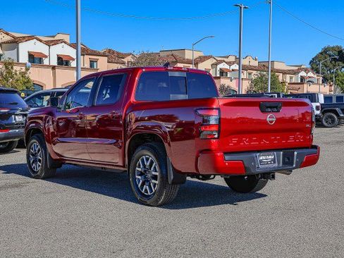 Used 2024 Nissan Frontier SL w/ Technology Package image 8