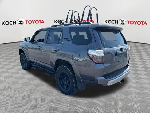 Used 2021 Toyota 4Runner TRD Off-Road Premium w/ Moonroof Package AWD/4WD image 6