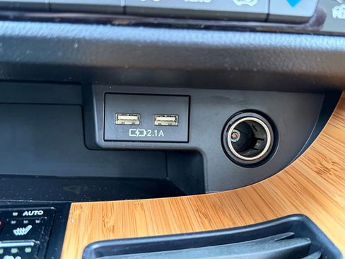 Certified 2021 Lexus RX 350L Premium w/ Premium Package image 23