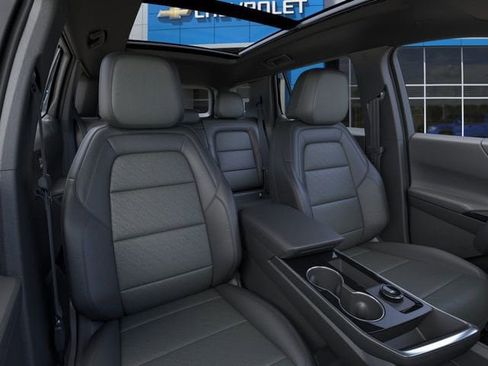 New 2026 Chevrolet Equinox LT w/ Convenience Package II image 16