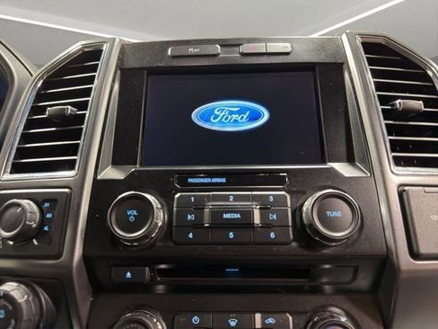Used 2016 Ford F150 XLT w/ Equipment Group 302A Luxury AWD/4WD image 17