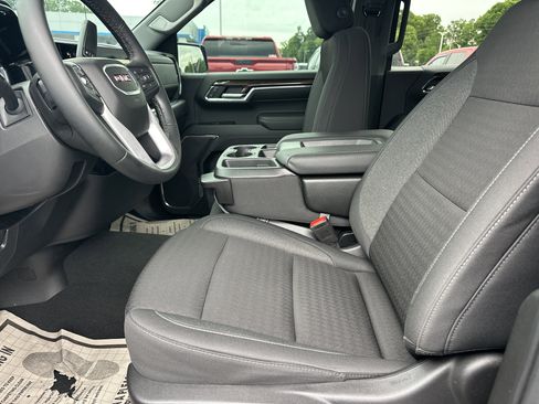 Used 2024 GMC Sierra 1500 Elevation AWD/4WD image 10