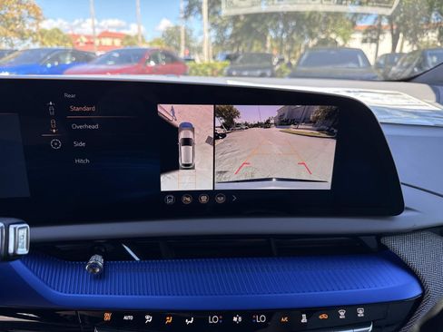 New 2026 Cadillac Optiq Luxury 1 image 27