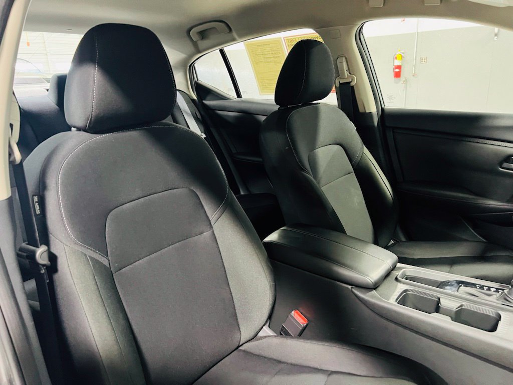 Used 2025 Nissan Sentra S FWD image 32